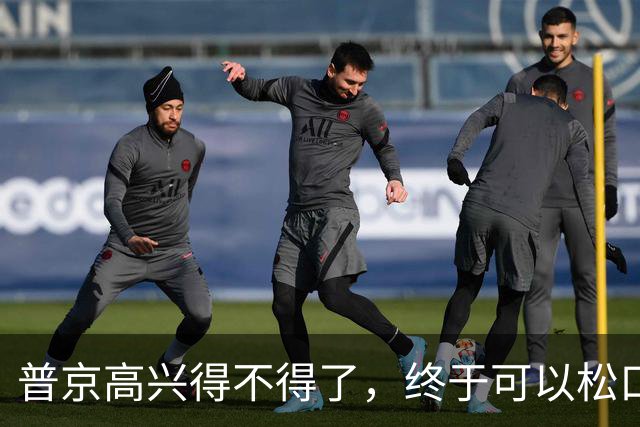 普京高兴得不得了，终于可以松口气了！10月15日新鸭绿江大桥一开通，直接给俄罗斯砸出条潜在迂回链路，能源粮食矿产都能绕着进中国！